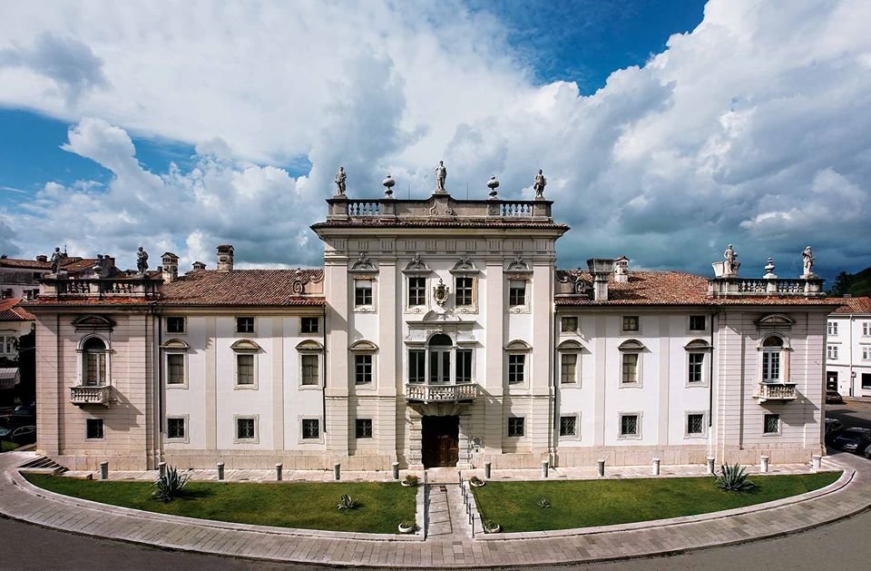 Mostra Andy Warhol a Gorizia, superati i settemila visitatori in meno di un mese